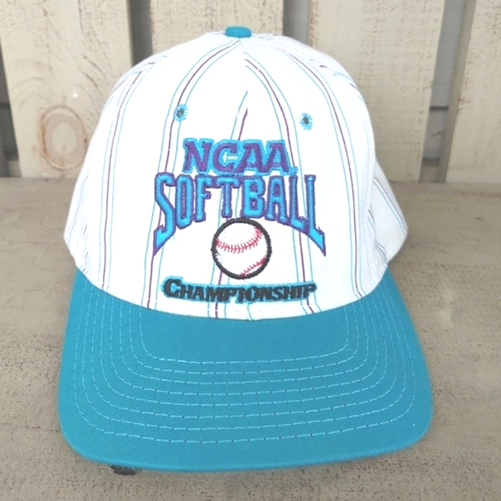 Vintage Starter NCAA Softball Championship One Size Fits All Pinstripe Snap Back